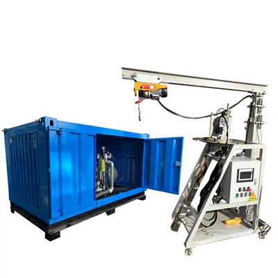 Reaktorisäiliön automaattinen puhdistus vesipuhalluskone